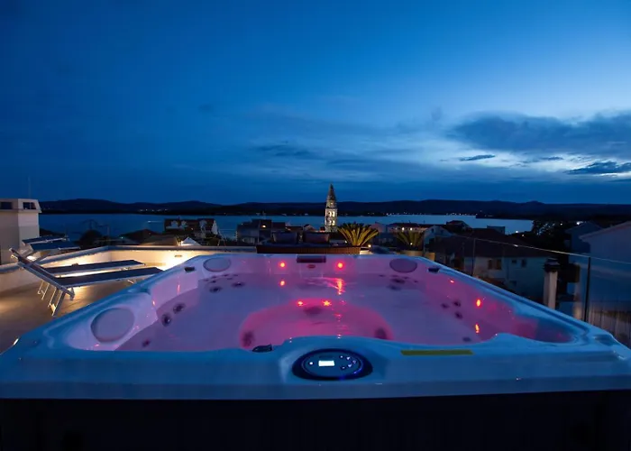 Stella - Crowonder Luxury Rent Villa Turanj