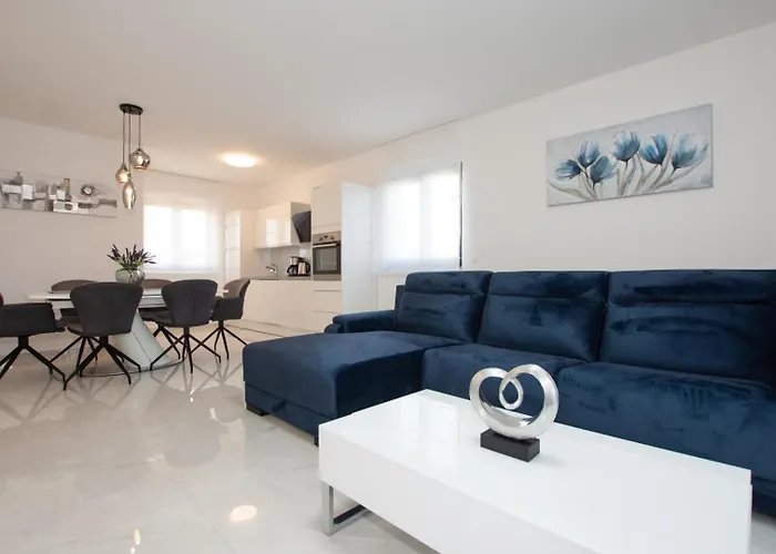 Villa Stella - Crowonder Luxury Rent