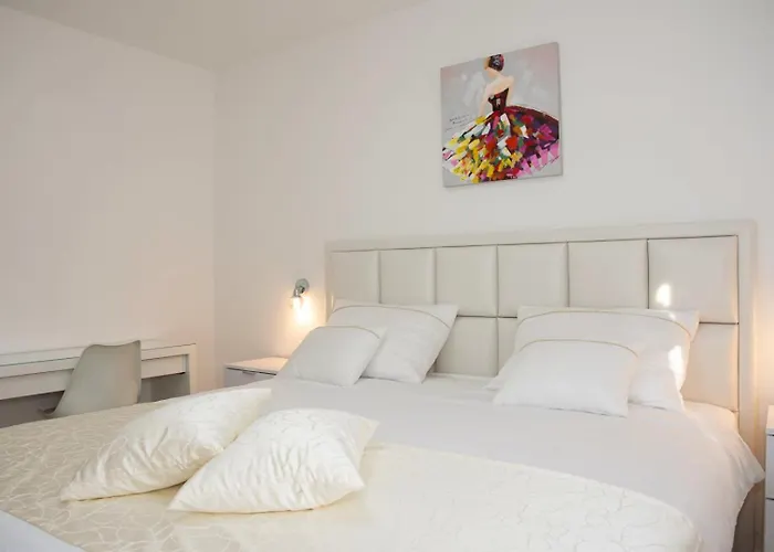 Willa Stella - Crowonder Luxury Rent *