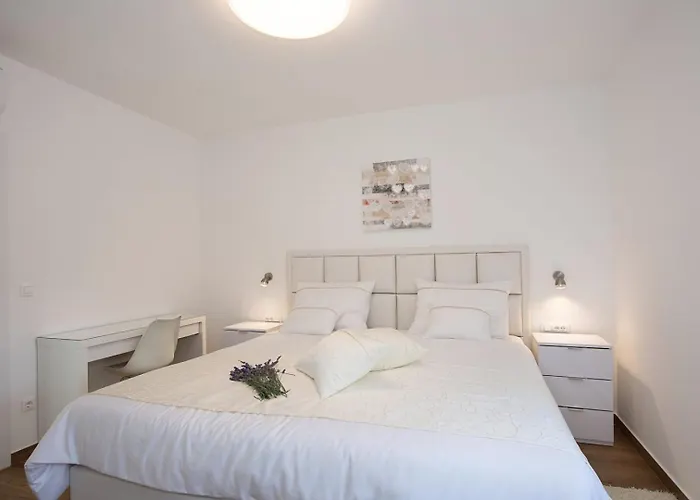 Willa Stella - Crowonder Luxury Rent Turanj