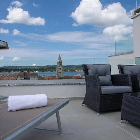 Stella - Crowonder Luxury Rent Turanj