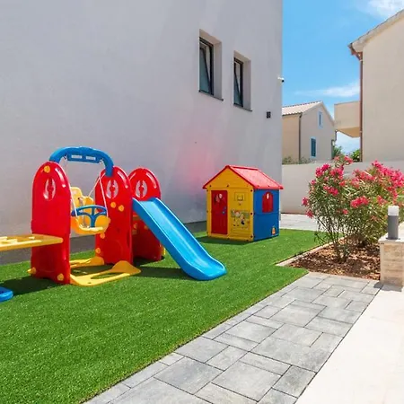 Villa Stella - Crowonder Luxury Rent