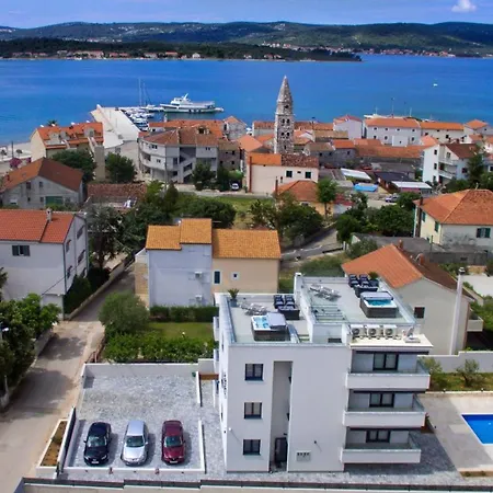 Stella - Crowonder Luxury Rent * 투라니