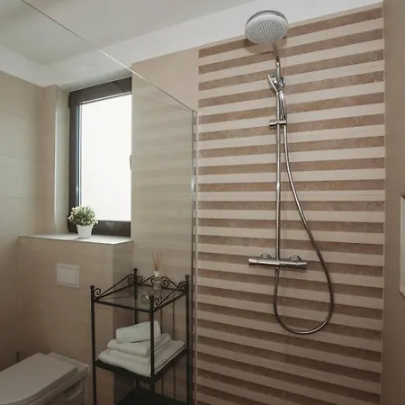 Stella - Crowonder Luxury Rent Villa