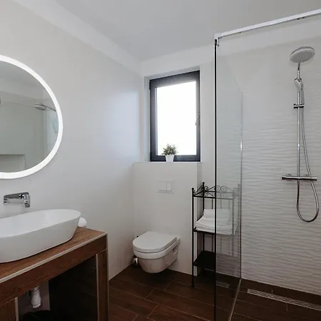 Stella - Crowonder Luxury Rent Villa *