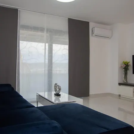 Villa Stella - Crowonder Luxury Rent Turanj